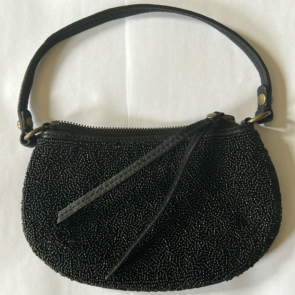 Banana Republic beaded small  pure with leather hand